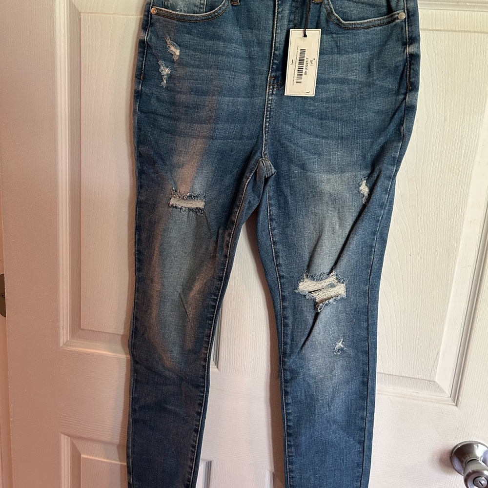 Distressed Judy Blue Blue Jeans